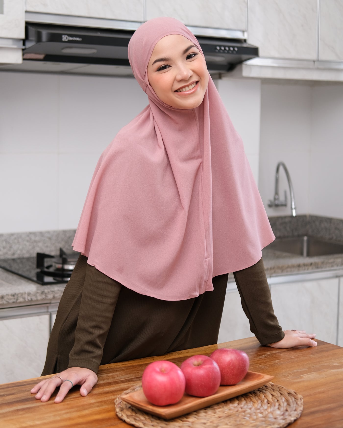6 Tips Memakai Hijab yang Cocok untuk Wajah Bulat